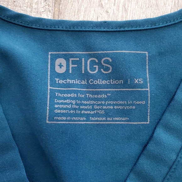 FIGS‎ Technical Collection V Neck Scrub Top Women's Size XS Teal Green PO 3119 - Picture 5 of 6